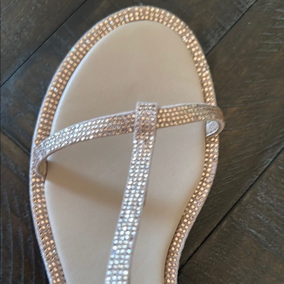 Aldo Rose Gold & Cream Sandals T-Bar Style - Picture 3 of 8